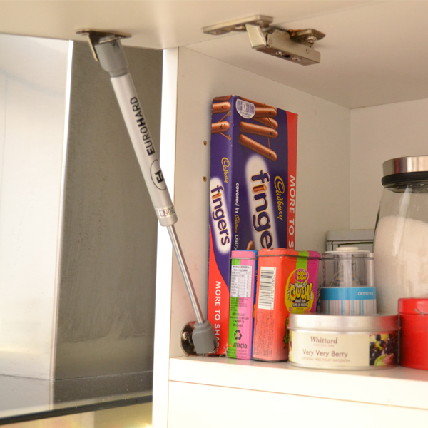 PERFIL SOPORTE ESTANTE 18MM POR 3M COLOR ALUMINIO